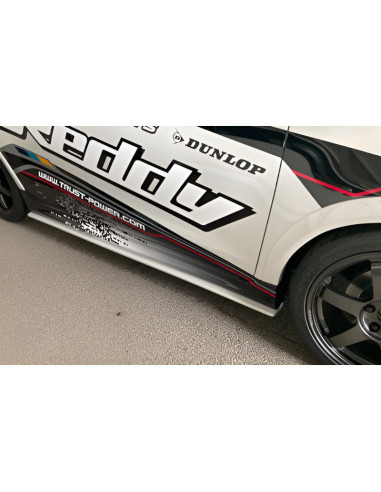 Minigonne laterali inferiori GReddy per Suzuki Swift Sport ZC33S (2017+)