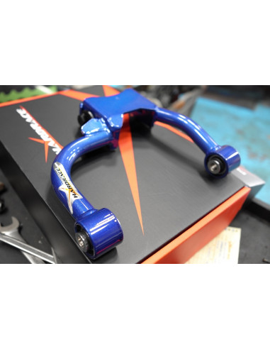 Kit camber superiore anteriore Hardrace Nissan Skyline R33 R34 GTT GT-R