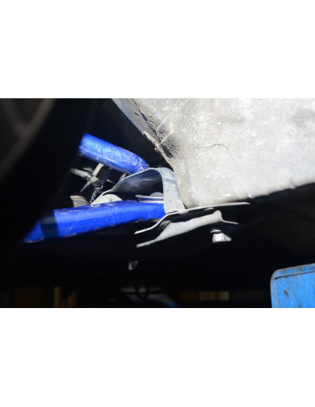 Braccio inferiore anteriore Hardrace Toyota Corolla E120