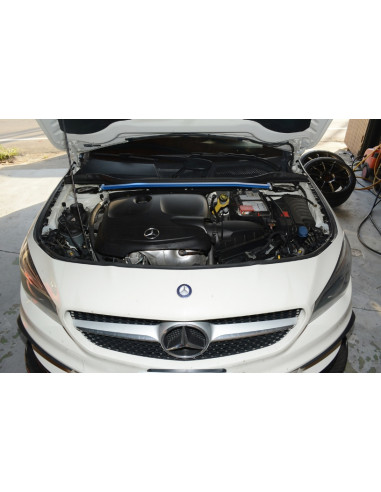 Barra Duomi anteriore Hardrace Mercedes Classe A W176+ AMG A45 CLA C117 + AMG CLA45 GLA X156 + GLA45 Infiniti Q30 QX30