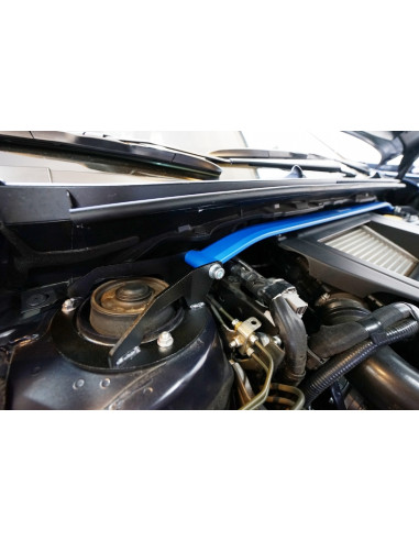 Barra Duomi anteriore Hardrace Subaru WRX VA + STi