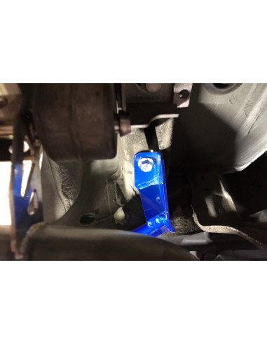 Barra Duomi Posteriore Hardrace Volkswagen Golf MK7 + GTE/GTD/GTI/R