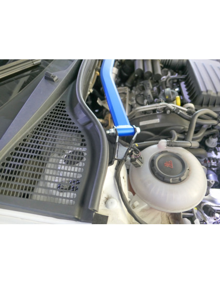 Barra Duomi Anteriore Hardrace Skoda Octavia MK3 5E3 5E5 +RS