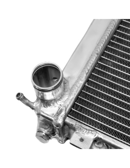 Cooling Solutions Aluminium Radiator for Subaru Impreza 2.0L Turbo GC & Legacy 2.2L Turbo BC
