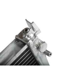 Radiatore in alluminio Cooling Solutions per BMW 335i e 135i (2006-2013) 2